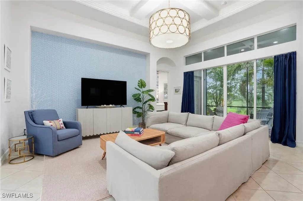7840 Valencia Court Naples FL 34113