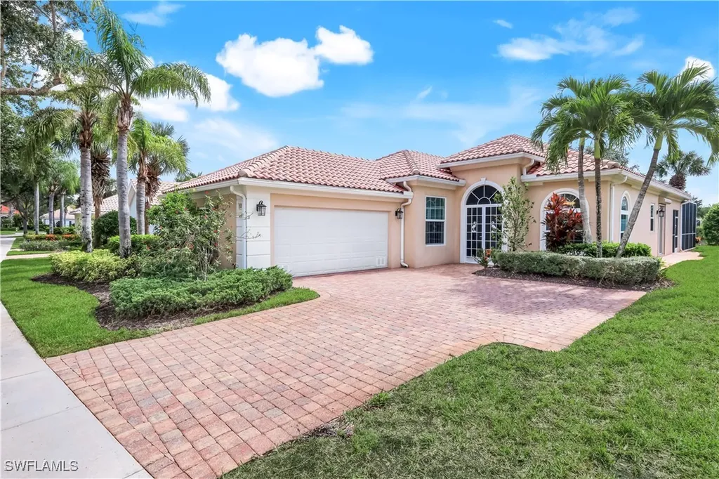 Bonita Springs FL, 15395 Trevally Way
