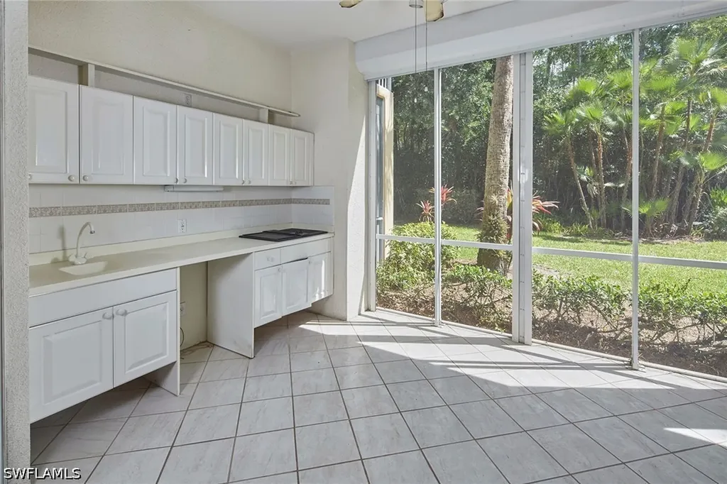 2405 Hidden Lake Drive Naples FL 34112