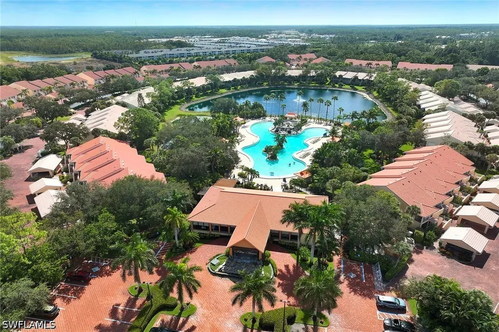 2405 Hidden Lake Drive Naples FL 34112