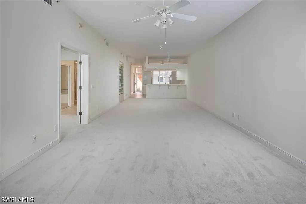 2405 Hidden Lake Drive Naples FL 34112