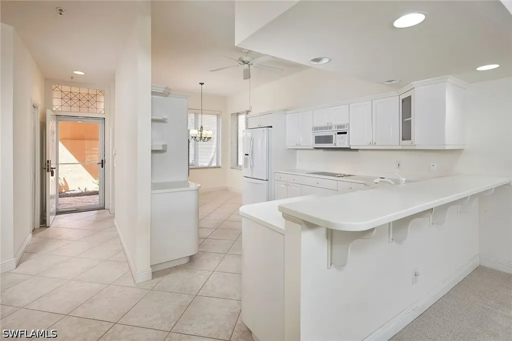 2405 Hidden Lake Drive Naples FL 34112