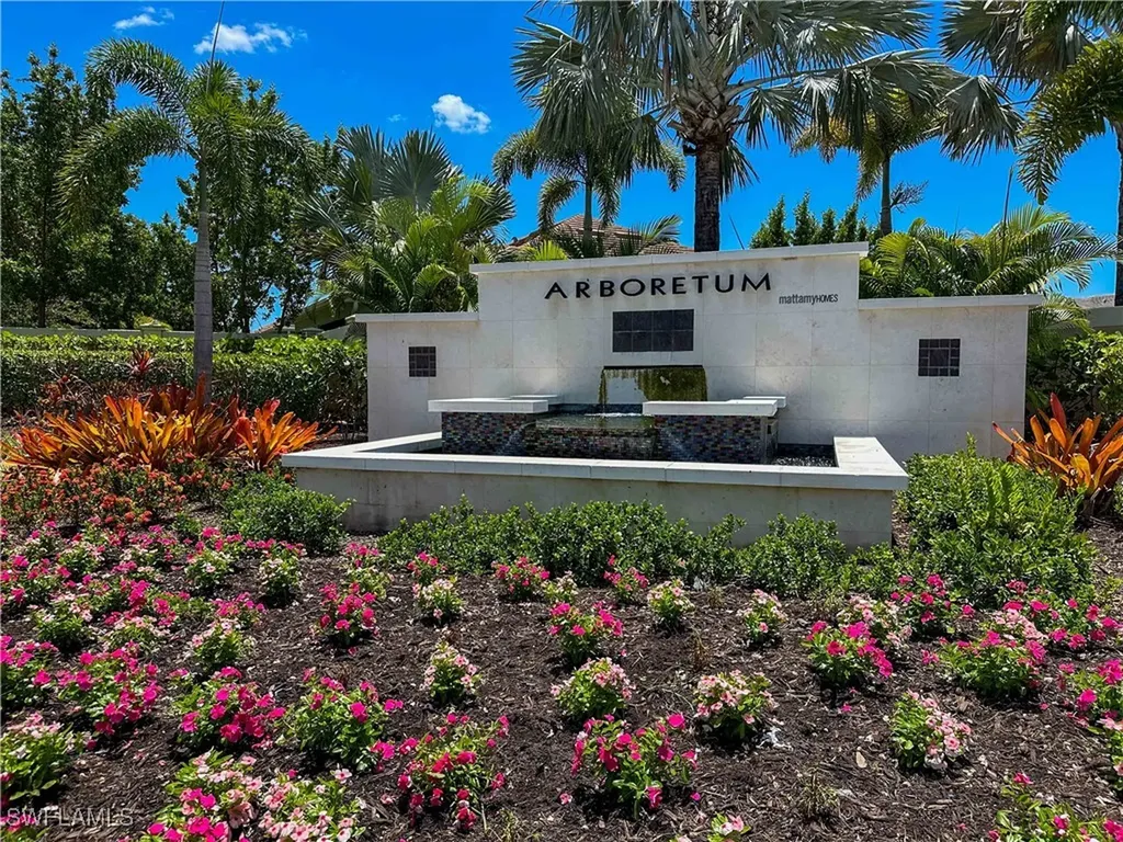 4551 Arboretum Circle Naples FL 34112