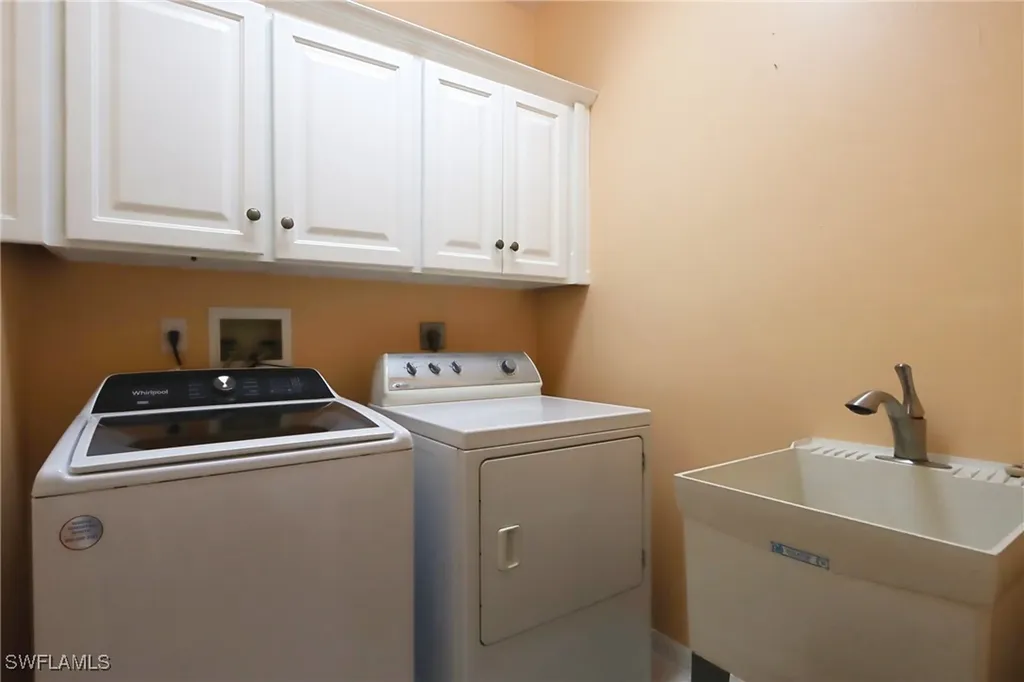 242 Belville Boulevard Naples FL 34104