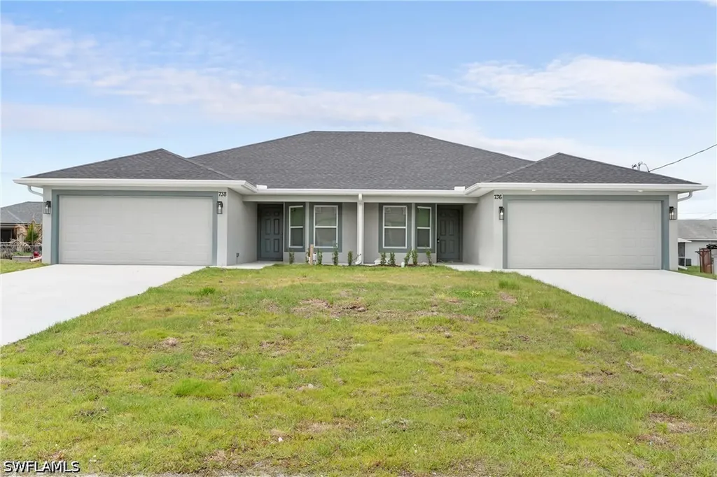 736/738 Gilbert Avenue S Lehigh Acres FL 33973