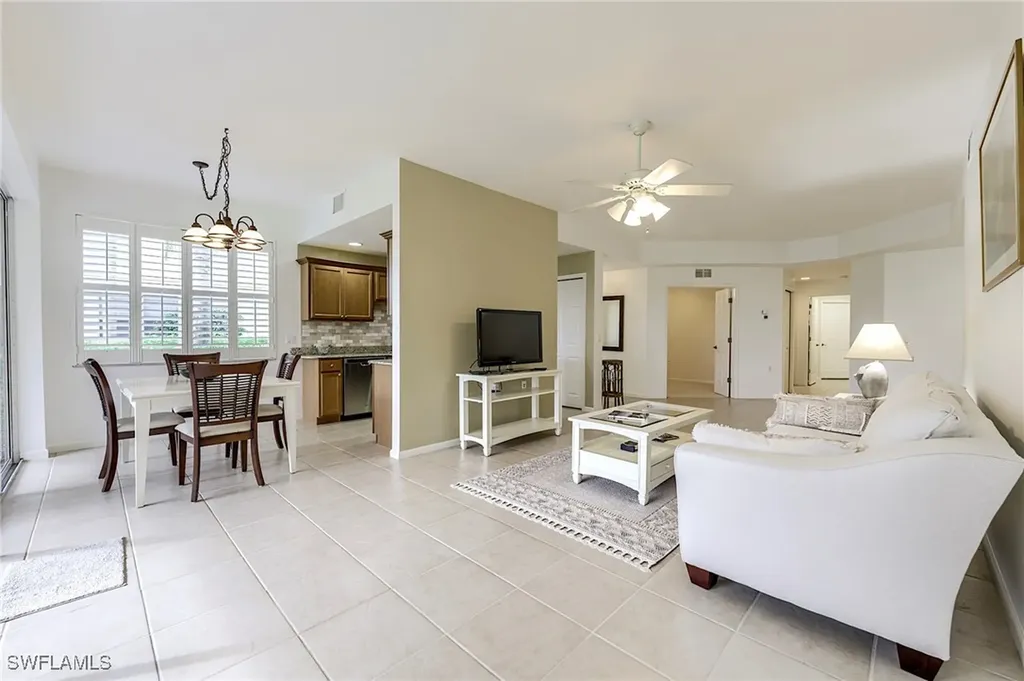 3010 Meandering Way Fort Myers FL 33905