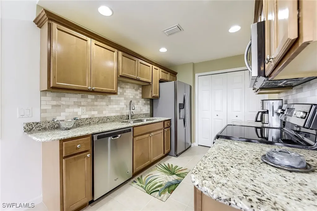 3010 Meandering Way Fort Myers FL 33905