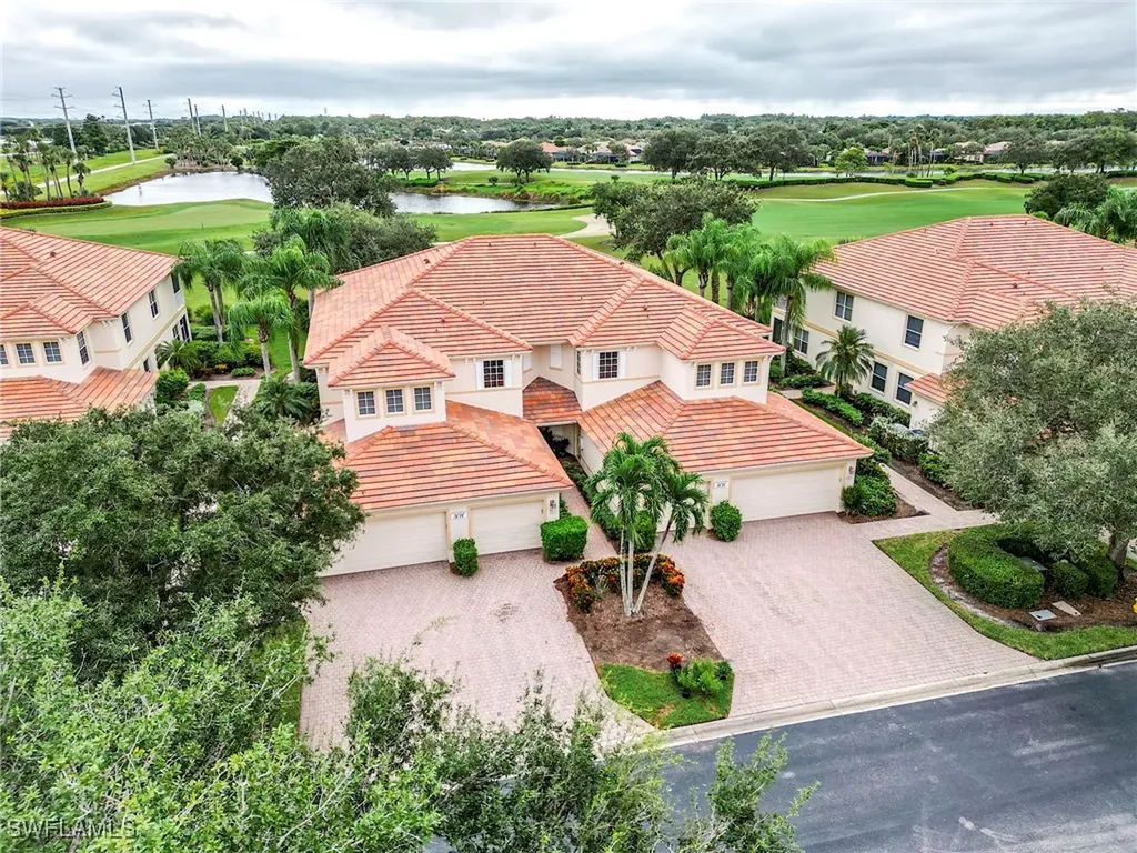 3010 Meandering Way Fort Myers FL 33905