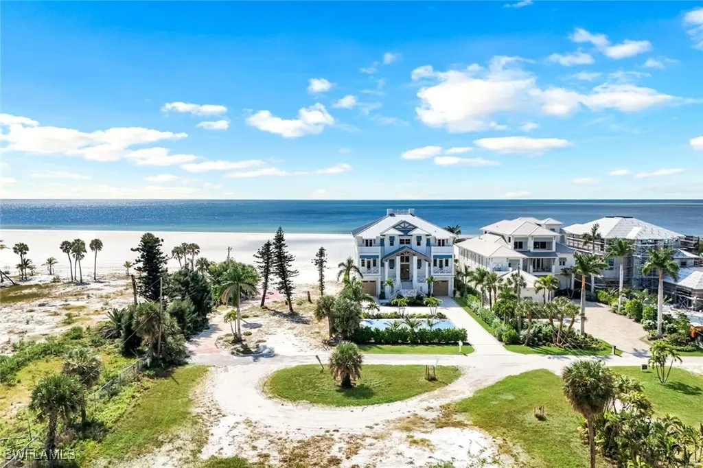 6145 Court Street Fort Myers Beach FL 33931
