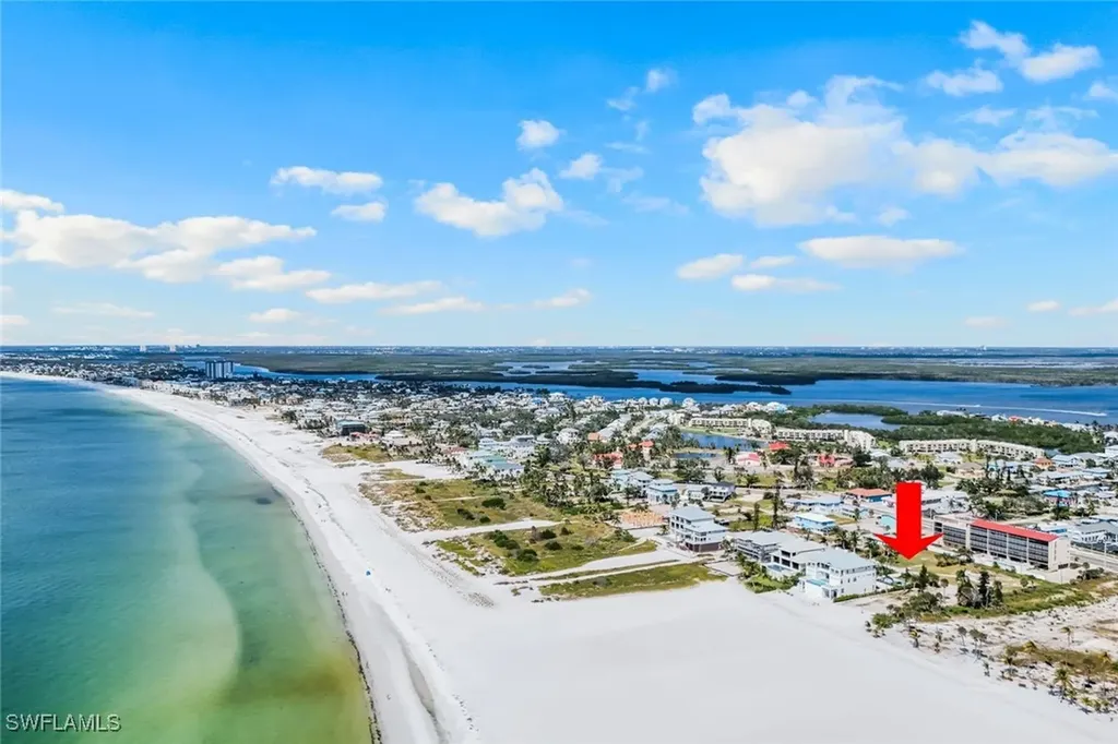 6145 Court Street Fort Myers Beach FL 33931