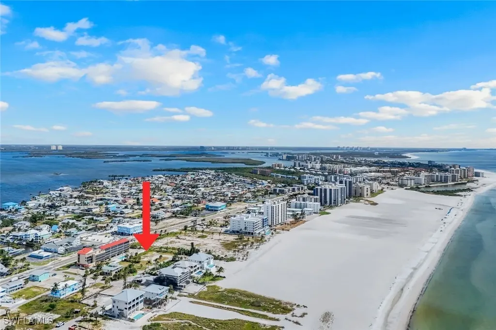 6145 Court Street Fort Myers Beach FL 33931