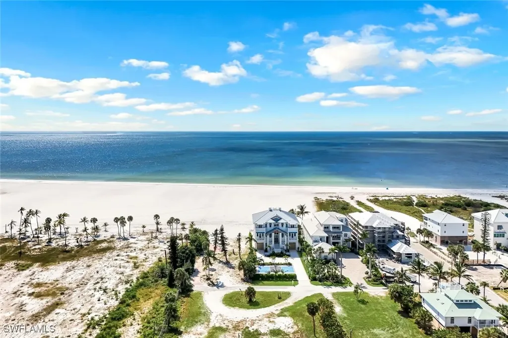 6145 Court Street Fort Myers Beach FL 33931