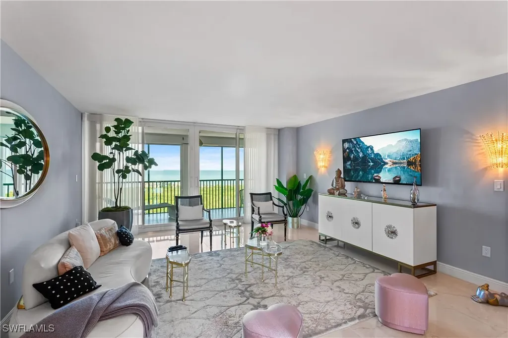 7515 Pelican Bay Boulevard Naples FL 34108