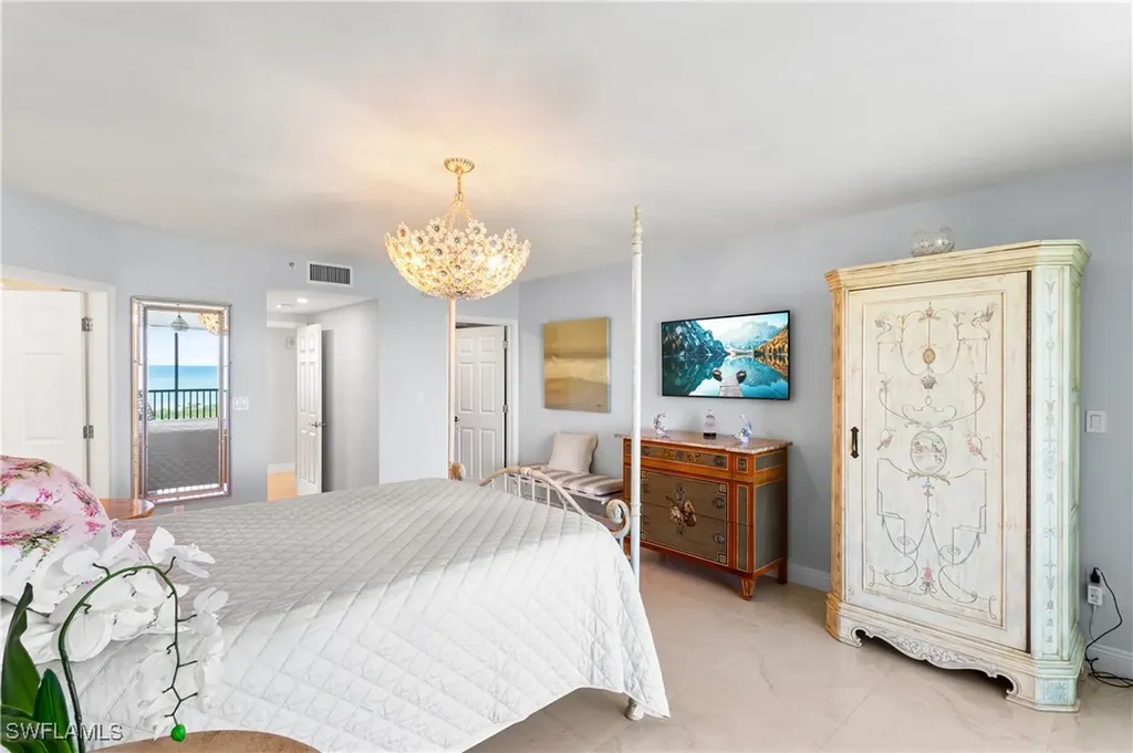 7515 Pelican Bay Boulevard Naples FL 34108