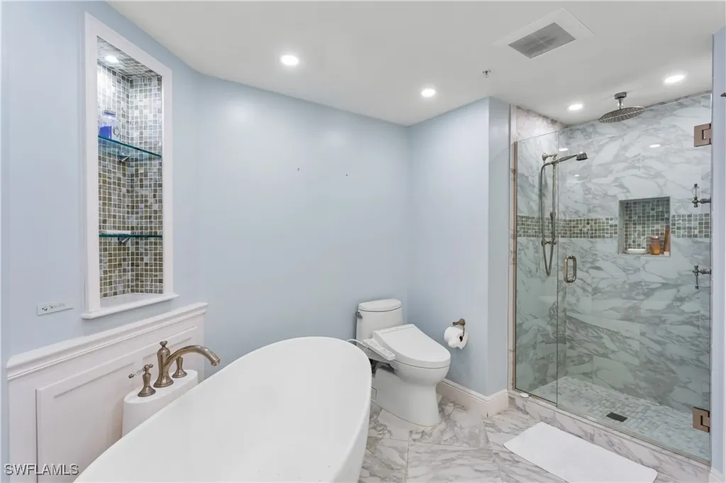 7515 Pelican Bay Boulevard Naples FL 34108