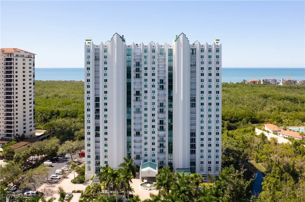 7515 Pelican Bay Boulevard Naples FL 34108