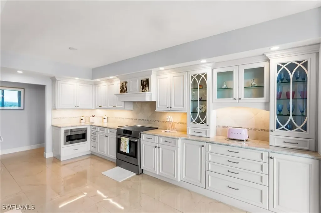 7515 Pelican Bay Boulevard Naples FL 34108