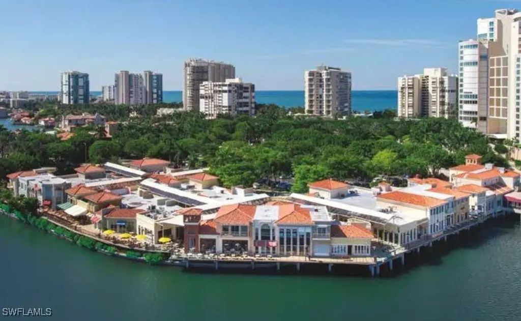 7515 Pelican Bay Boulevard Naples FL 34108