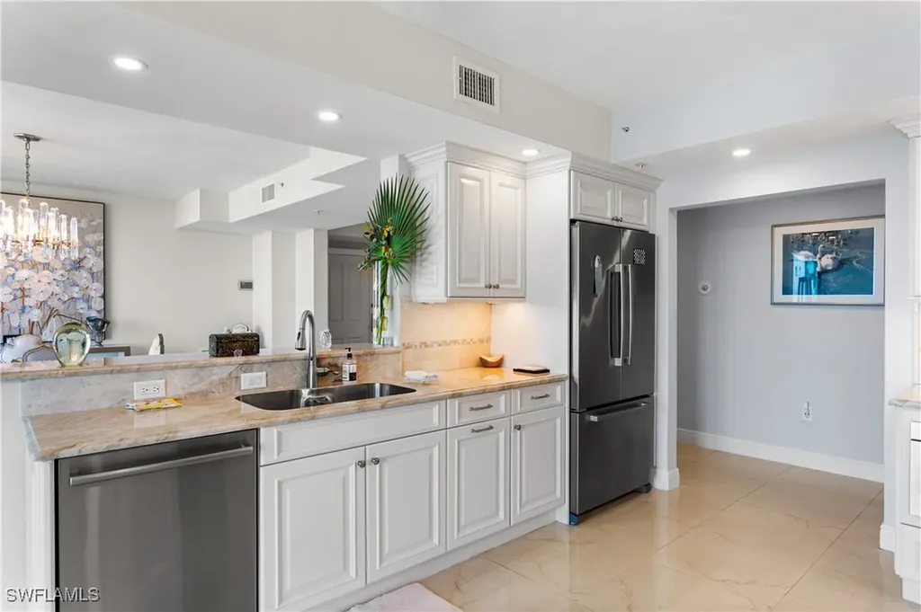 7515 Pelican Bay Boulevard Naples FL 34108
