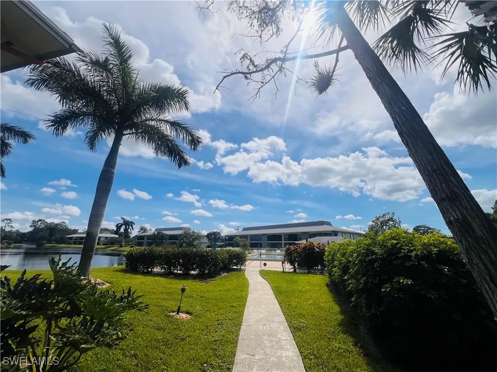 332 Charlemagne Boulevard Naples FL 34112