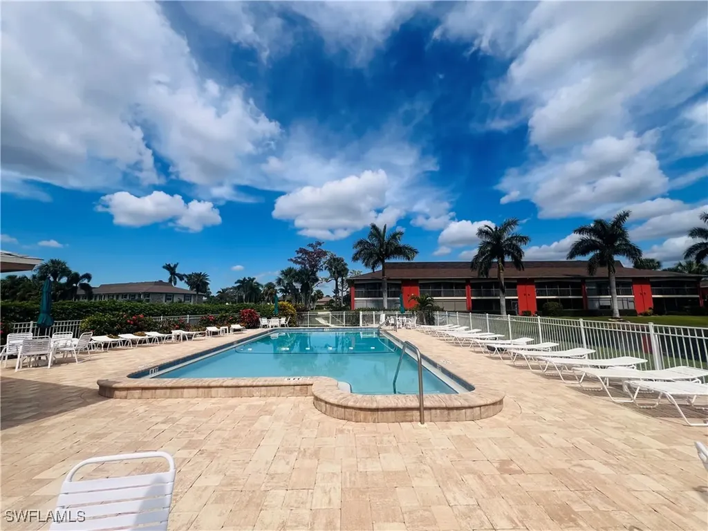 332 Charlemagne Boulevard Naples FL 34112