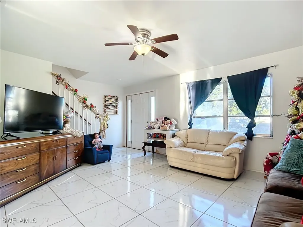 4924 Hawaii Boulevard Naples FL 34112