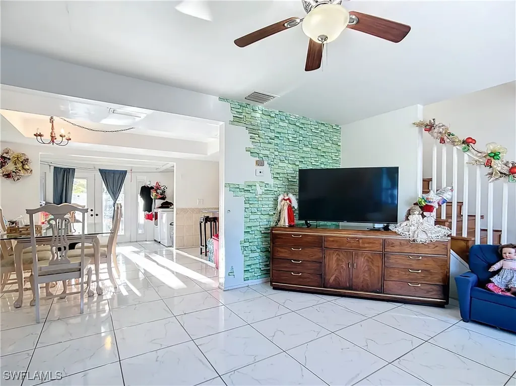 4924 Hawaii Boulevard Naples FL 34112