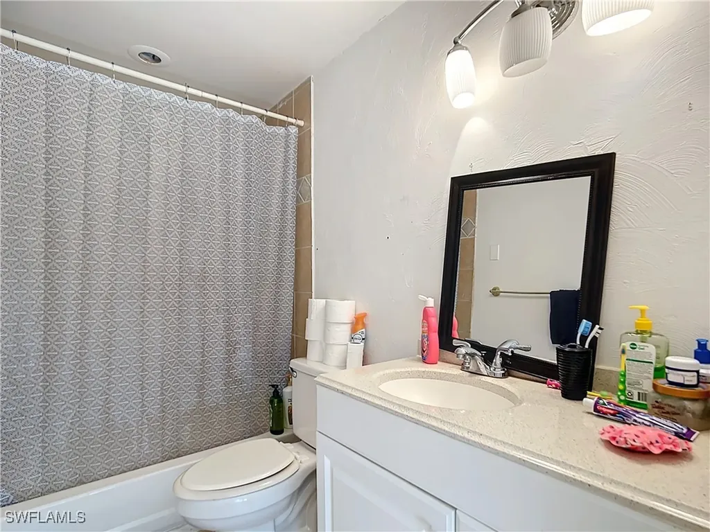 4924 Hawaii Boulevard Naples FL 34112