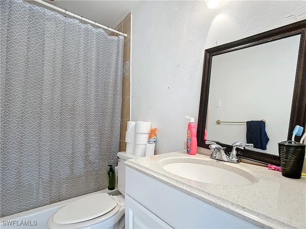 4924 Hawaii Boulevard Naples FL 34112
