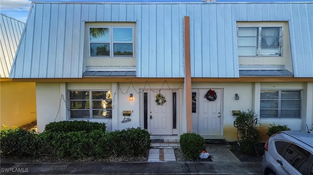 4924 Hawaii Boulevard Naples FL 34112