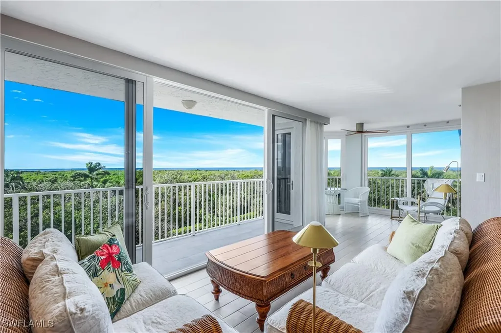 6361 Pelican Bay Boulevard Naples FL 34108