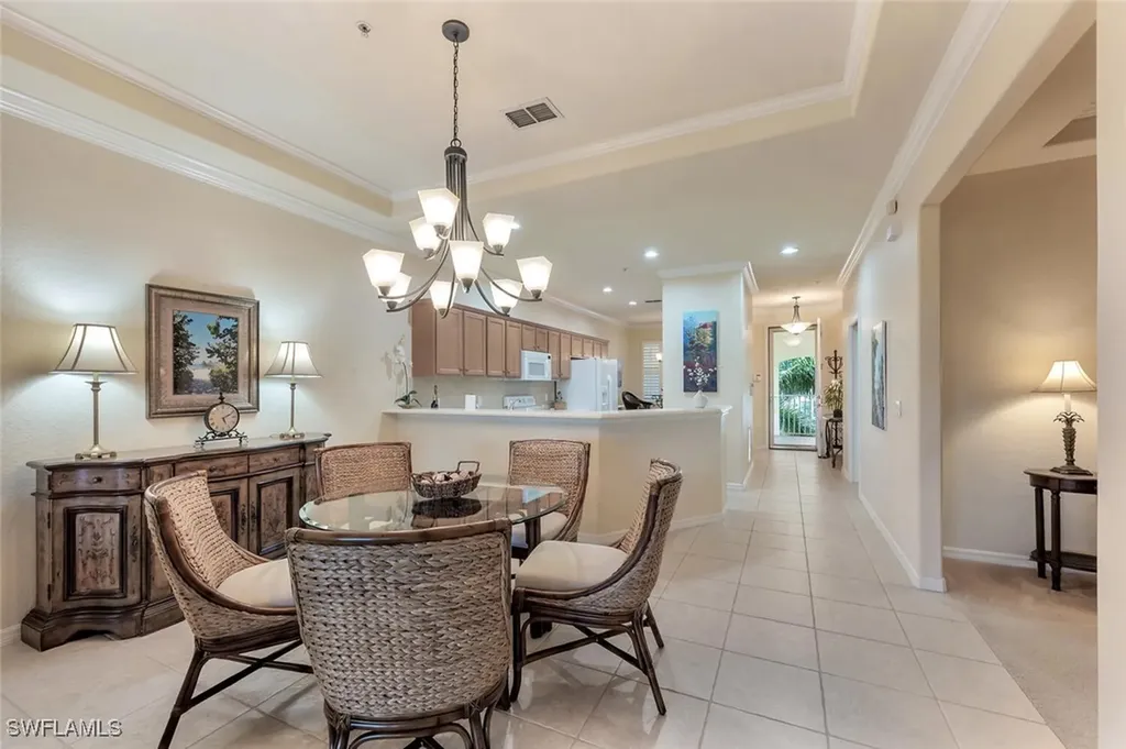 4863 Hampshire Court Naples FL 34112