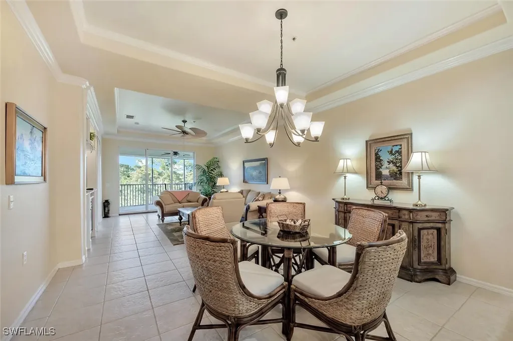4863 Hampshire Court Naples FL 34112