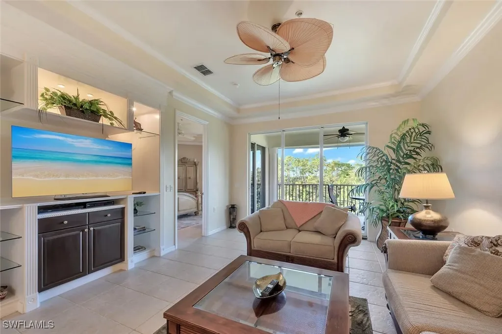 4863 Hampshire Court Naples FL 34112