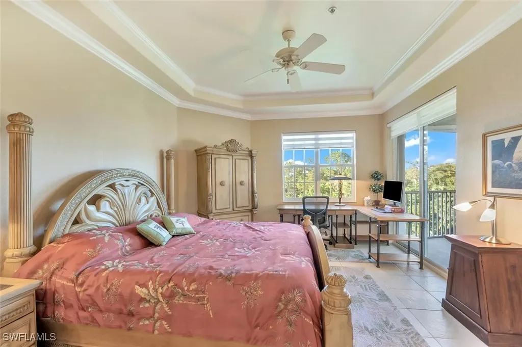 4863 Hampshire Court Naples FL 34112
