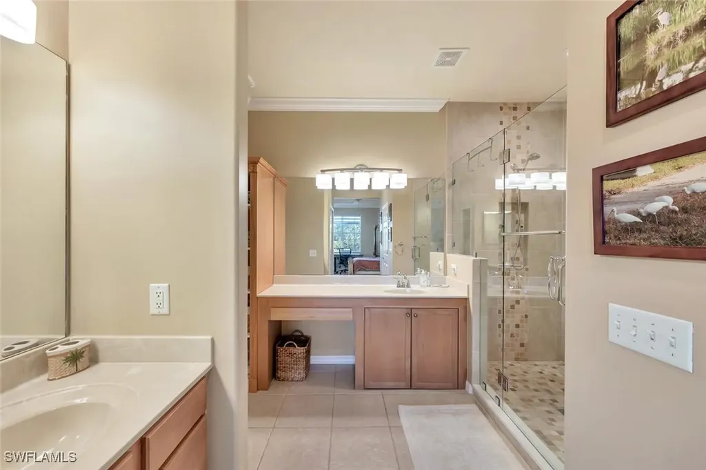 4863 Hampshire Court Naples FL 34112