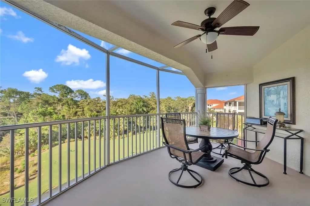 4863 Hampshire Court Naples FL 34112