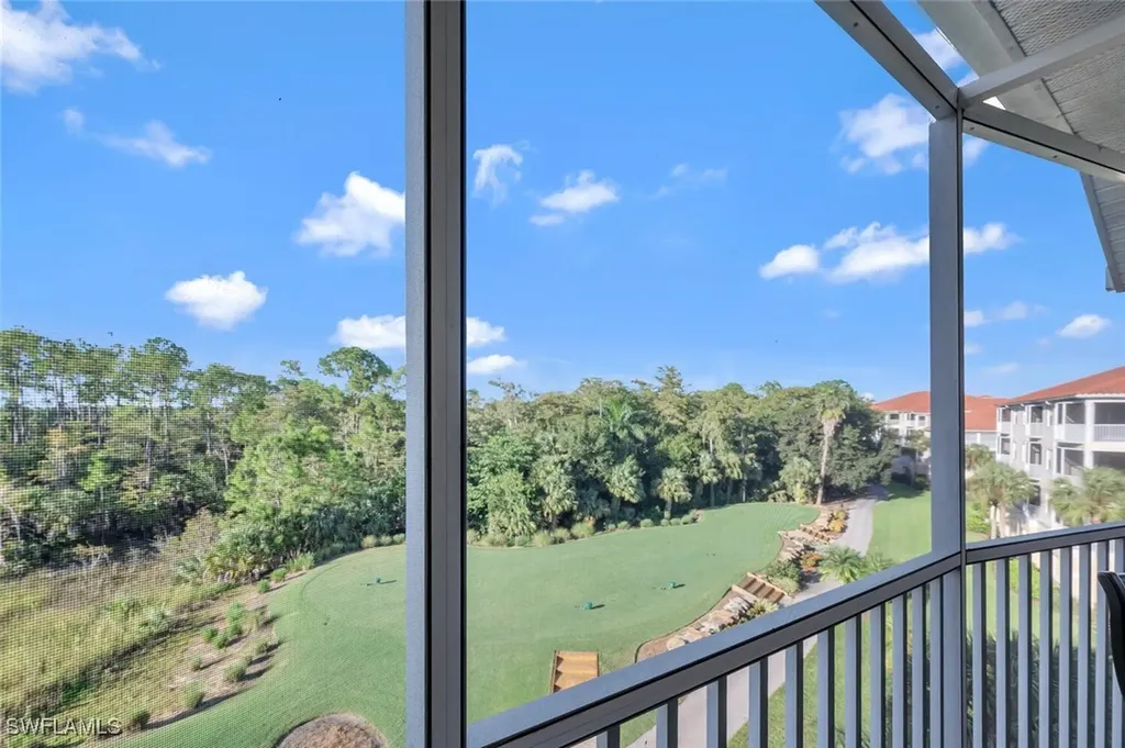 4863 Hampshire Court Naples FL 34112