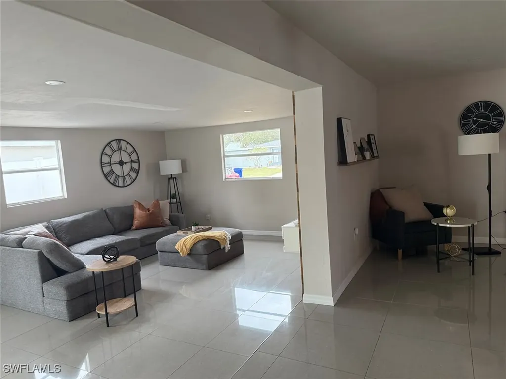 1635 Lowell Court Fort Myers FL 33907