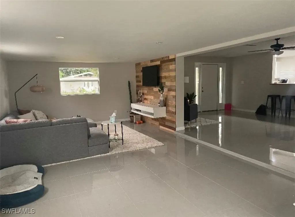1635 Lowell Court Fort Myers FL 33907
