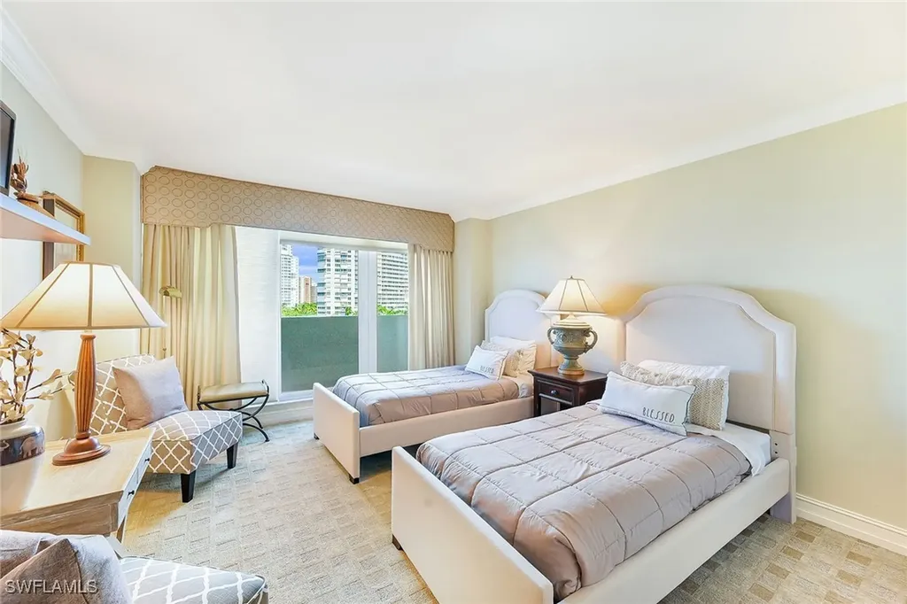 4005 Gulf Shore Boulevard N Naples FL 34103