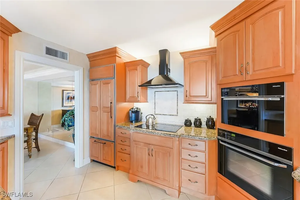 4005 Gulf Shore Boulevard N Naples FL 34103