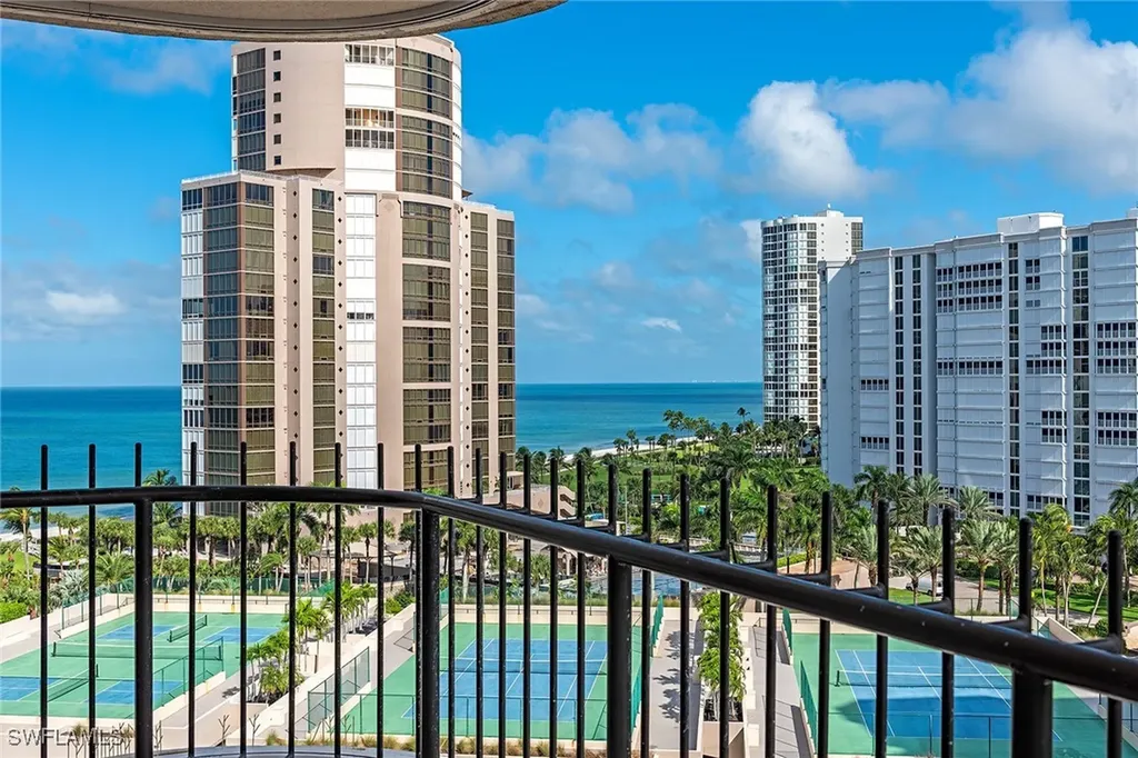 4251 Gulf Shore Boulevard N Naples FL 34103