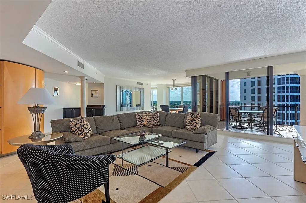4251 Gulf Shore Boulevard N Naples FL 34103