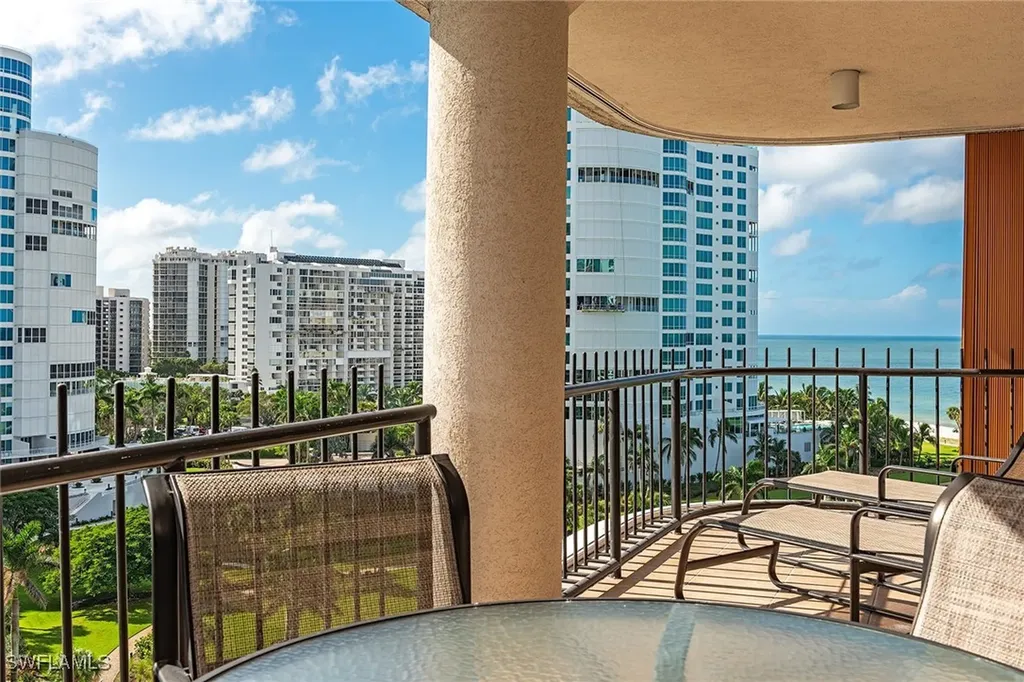 4251 Gulf Shore Boulevard N Naples FL 34103