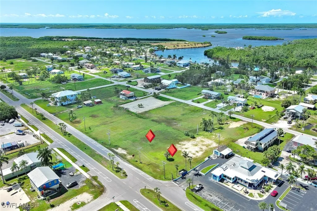 S. Copeland Avenue Lot 15 Everglades City FL 34139