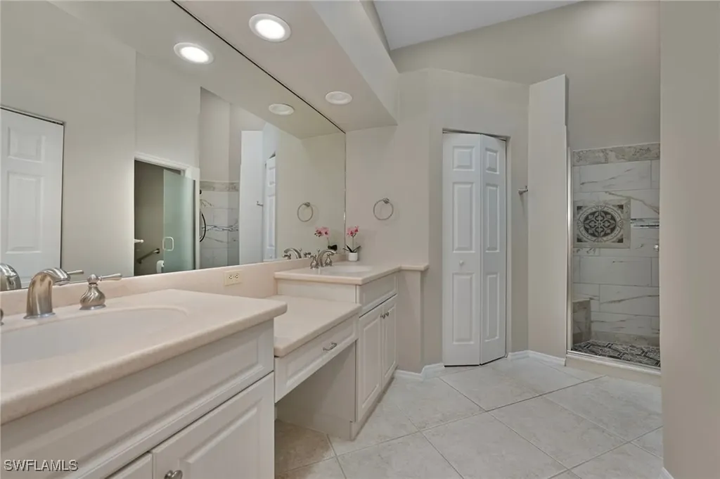 1384 Park Lake Drive Naples FL 34110