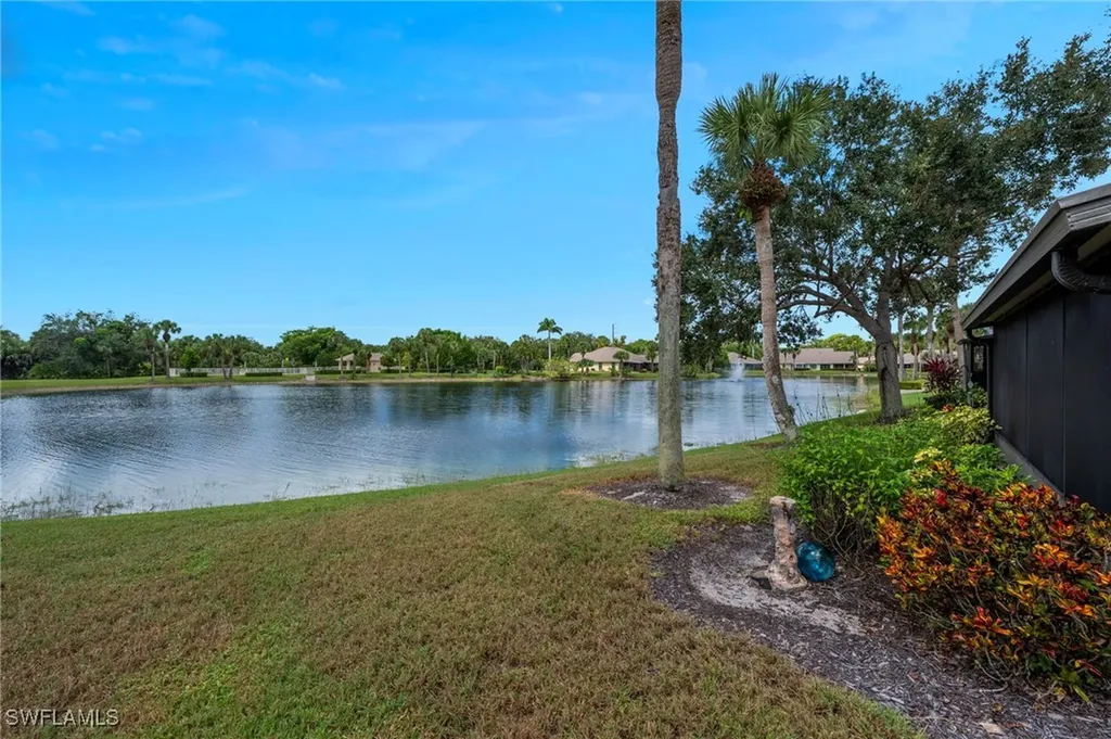1384 Park Lake Drive Naples FL 34110