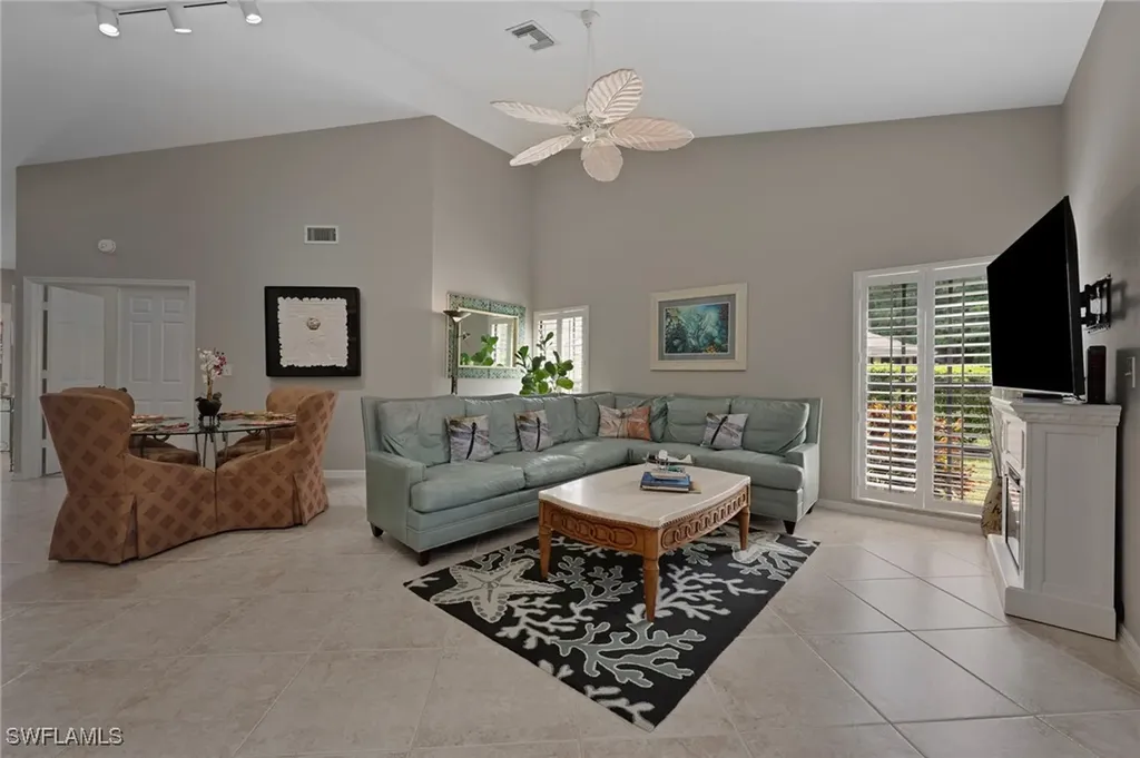 1384 Park Lake Drive Naples FL 34110