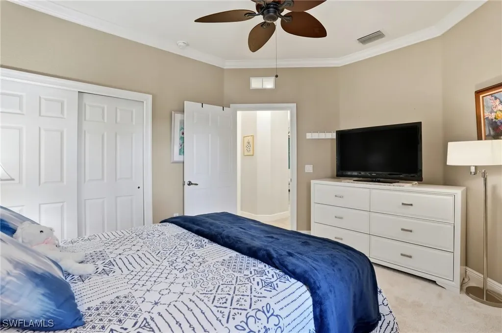 4960 Shaker Heights Court Naples FL 34112